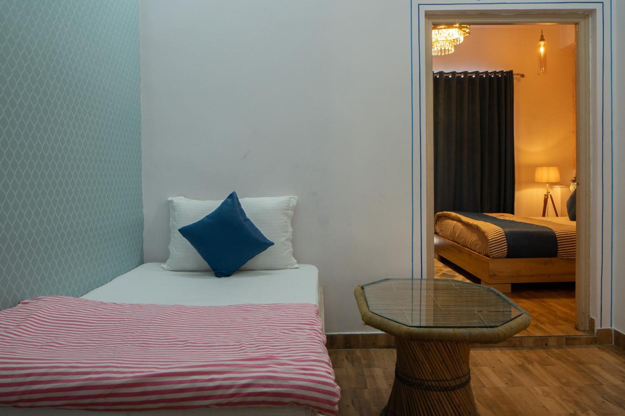 Footprint Hostel Удайпур Екстер'єр фото