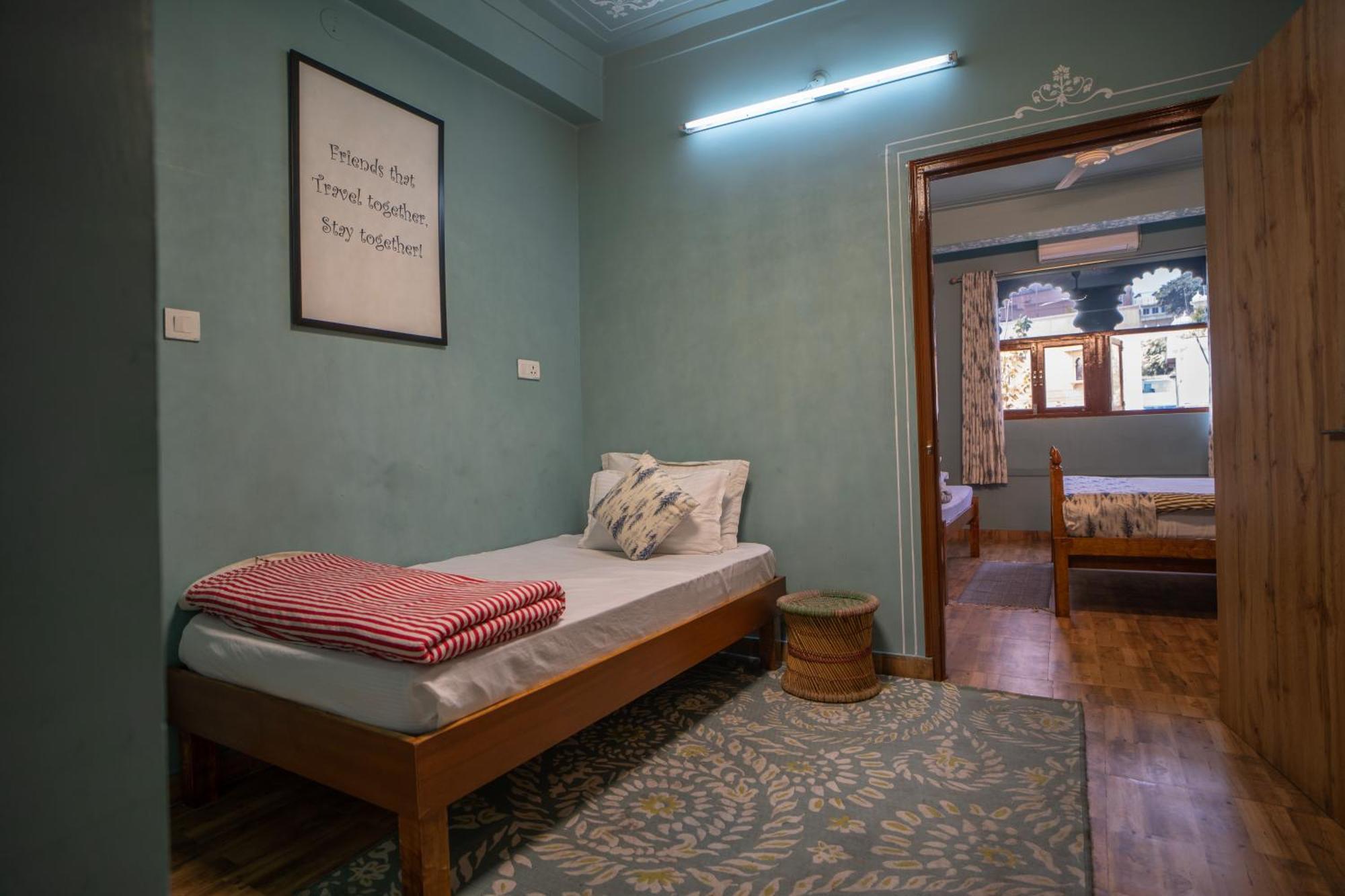 Footprint Hostel Удайпур Екстер'єр фото