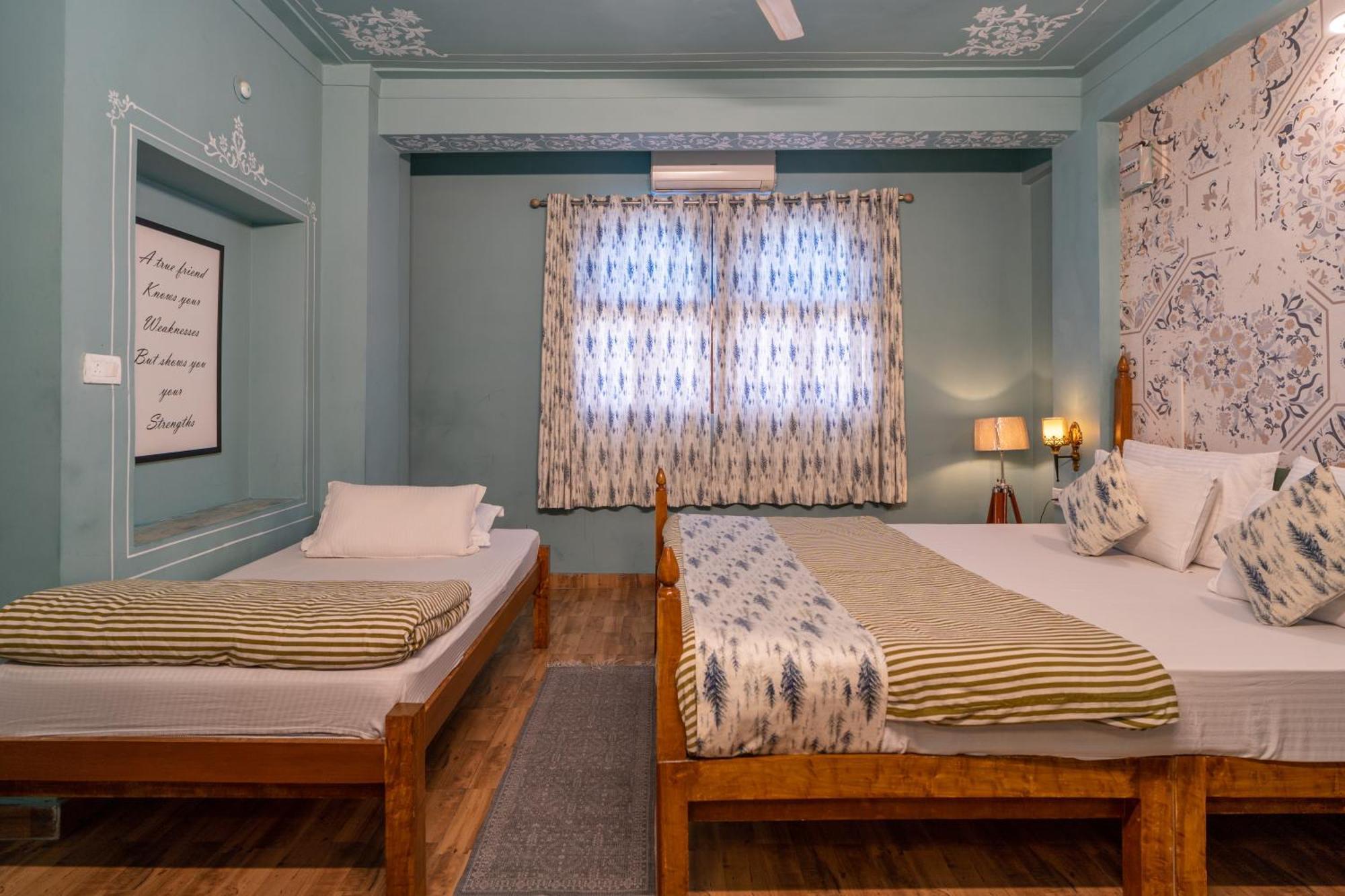 Footprint Hostel Удайпур Екстер'єр фото